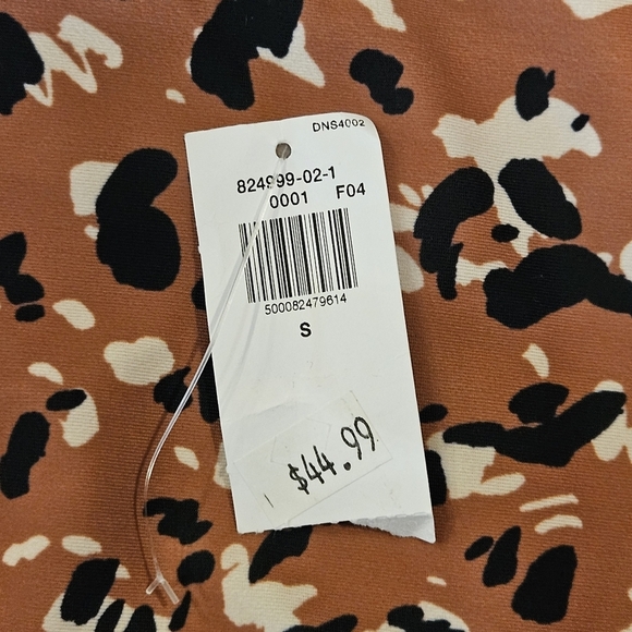 Old Navy SZ S Animal Print One Piece Square Neck Ruffled Straps Swim Suit NWT - Picture 10 of 10